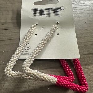 Fuschia and Ecru Triangle Beaded Earrings